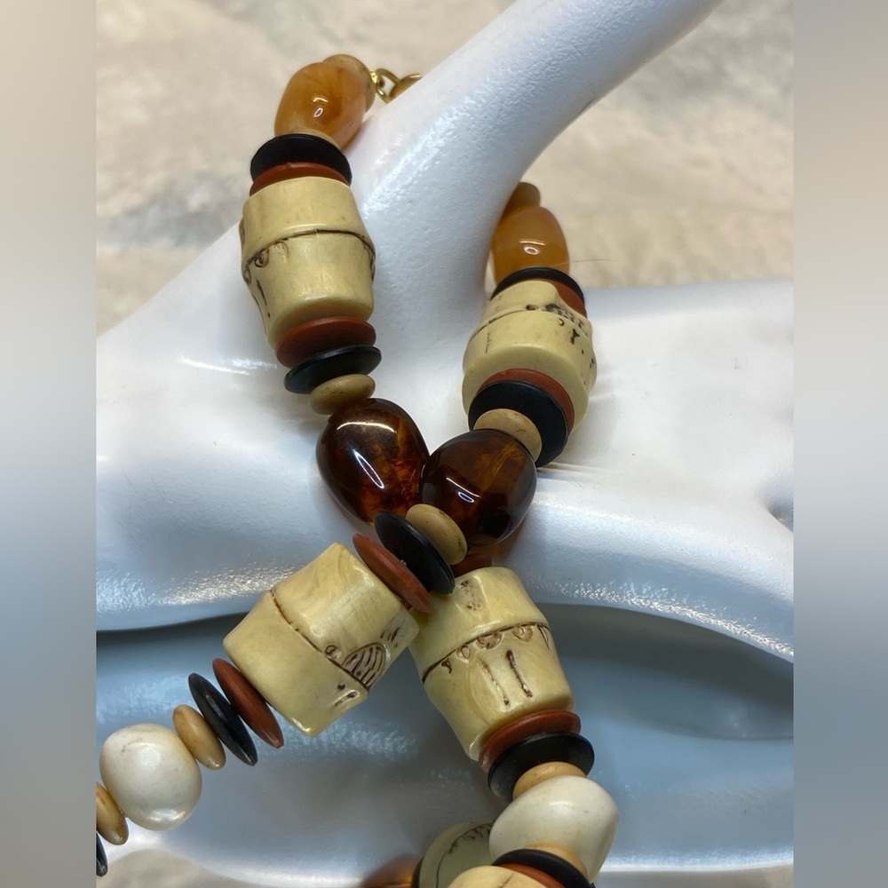 Vintage Tribal Mixed Media Choker Necklace Amber Wood Bone and Acrylic Beads 15” - Picture 3 of 13